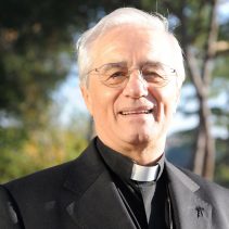 “Il Vescovo Ambrosio ha incontrato i 150 ospiti del centro anziani Verani”